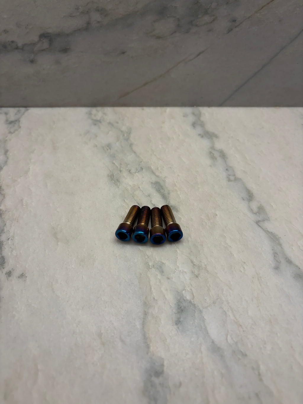 Rtr/tuttio handlebar mounting bolts